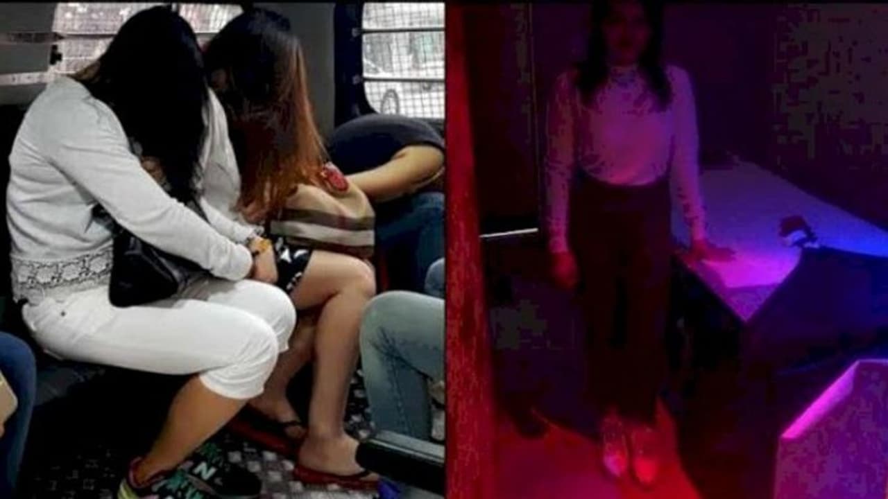 राखी बांधने गई थीं 2 सगी बहनें, लेकिन कमरे में जाते ही बनाने लगीं शारीरिक संबंध...बिहार का शर्मनाक कांड राखी बांधने गई थीं 2 सगी बहनें, लेकिन कमरे में जाते ही बनाने लगीं शारीरिक संबंध...बिहार का शर्मनाक कांड