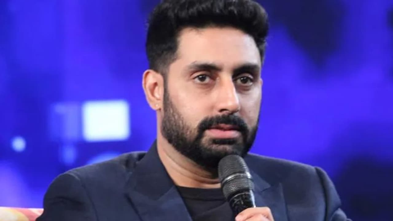 'ನಿರುದ್ಯೋಗಿ' ಎಂದ ನೆಟ್ಟಿಗನಿಗೆ ಖಡಕ್ ಉತ್ತರ ಕೊಟ್ಟ ಅಭಿಷೇಕ್; ಸರಿಯಾಗಿ ಹೇಳಿದ್ರಿ ಎಂದ ಫ್ಯಾನ್ಸ್ 