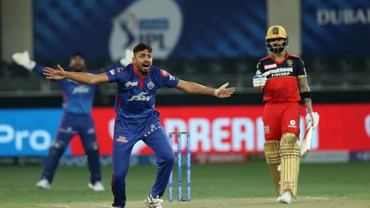 एशिया कप में यार्कर किंग की जगह लेगा ये गेंदबाज, विपक्षियों पर टूटेगा कहर एशिया कप में यार्कर किंग की जगह लेगा ये गेंदबाज, विपक्षियों पर टूटेगा कहर