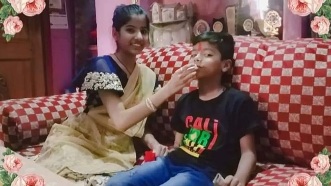 रक्षाबंधन पर ऐसा किसी के साथ ना हो: राखी बांधते हुए बहन की मौत, सदमे में भाई ने खुद को कमरे में किया कैद रक्षाबंधन पर ऐसा किसी के साथ ना हो: राखी बांधते हुए बहन की मौत, सदमे में भाई ने खुद को कमरे में किया कैद