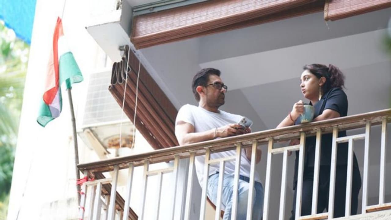 മകള്‍ക്കൊപ്പം 'ഹര്‍ ഘര്‍ തിരംഗ'യുടെ ഭാഗമായി ആമിര്‍ ഖാനും