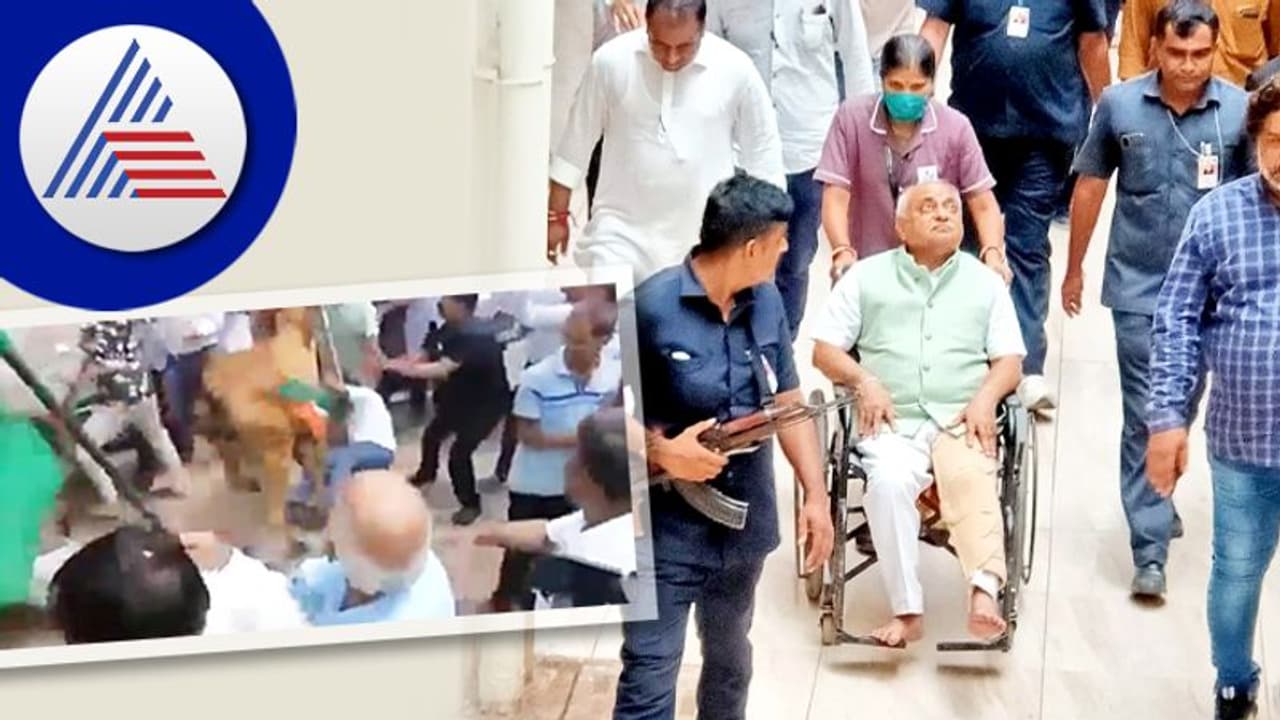 ತಿರಂಗಾ ಯಾತ್ರೆ ವೇಳೆ ನುಗ್ಗಿದ ಬೀದಿ ಹಸು, ಕಾಲು ಮುರಿದುಕೊಂಡ ರಾಜಕಾರಣಿ, ವಿಡಿಯೋ ವೈರಲ್! ತಿರಂಗಾ ಯಾತ್ರೆ ವೇಳೆ ನುಗ್ಗಿದ ಬೀದಿ ಹಸು, ಕಾಲು ಮುರಿದುಕೊಂಡ ರಾಜಕಾರಣಿ, ವಿಡಿಯೋ ವೈರಲ್!