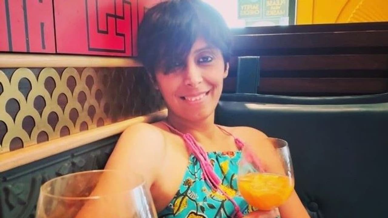 बचपन का प्यार.. भुला नहीं पाए, 24 साल बाद डेटिंग ऐप पर मिले, 3 साल डेट किया, अब सगाई हुई और अगले साल शादी बचपन का प्यार.. भुला नहीं पाए, 24 साल बाद डेटिंग ऐप पर मिले, 3 साल डेट किया, अब सगाई हुई और अगले साल शादी