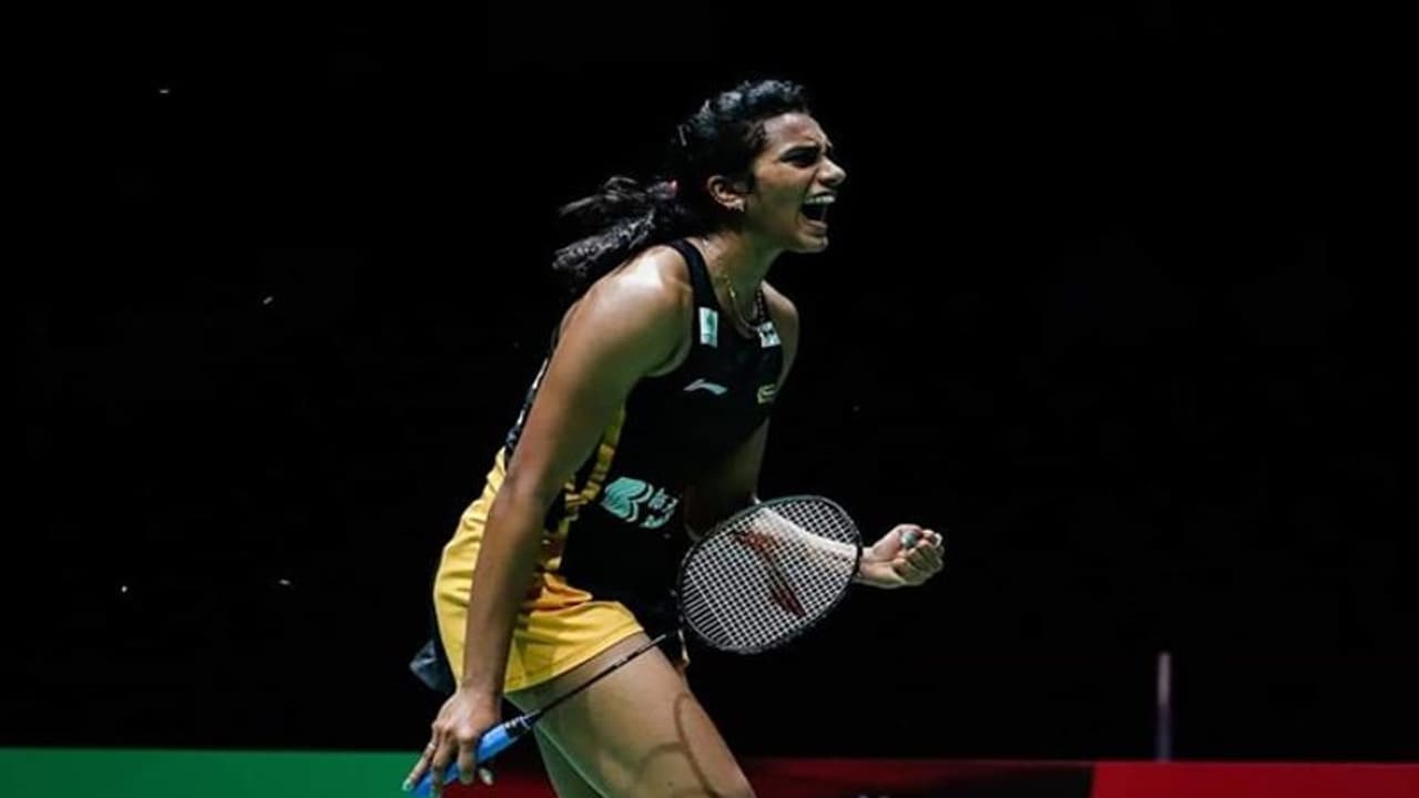 বিশ্ব চ্যাম্পিয়নশিপে বাধা হয় দাঁড়াল গোড়ালির চোট, প্রতিযোগিতা থেকে ছিটকে গেল পিভি সিন্ধু বিশ্ব চ্যাম্পিয়নশিপে বাধা হয় দাঁড়াল গোড়ালির চোট, প্রতিযোগিতা থেকে ছিটকে গেল পিভি সিন্ধু