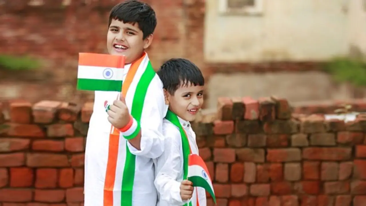জেনে নিন বাচ্চার স্বাধীনতা দিবসের সাজ কেমন হতে পারে, রইল ফ্যাশন টিপস
