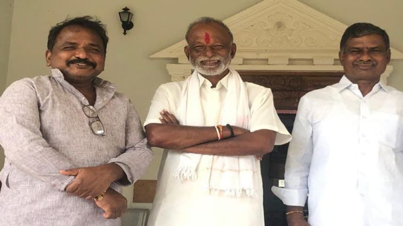 రఘవీరారెడ్డితో పీసీసీ చీఫ్ శైలజానాథ్ భేటీ.. ఏపీలో కాంగ్రెస్ పార్టీ బలోపేతంపై చర్చలు.. 