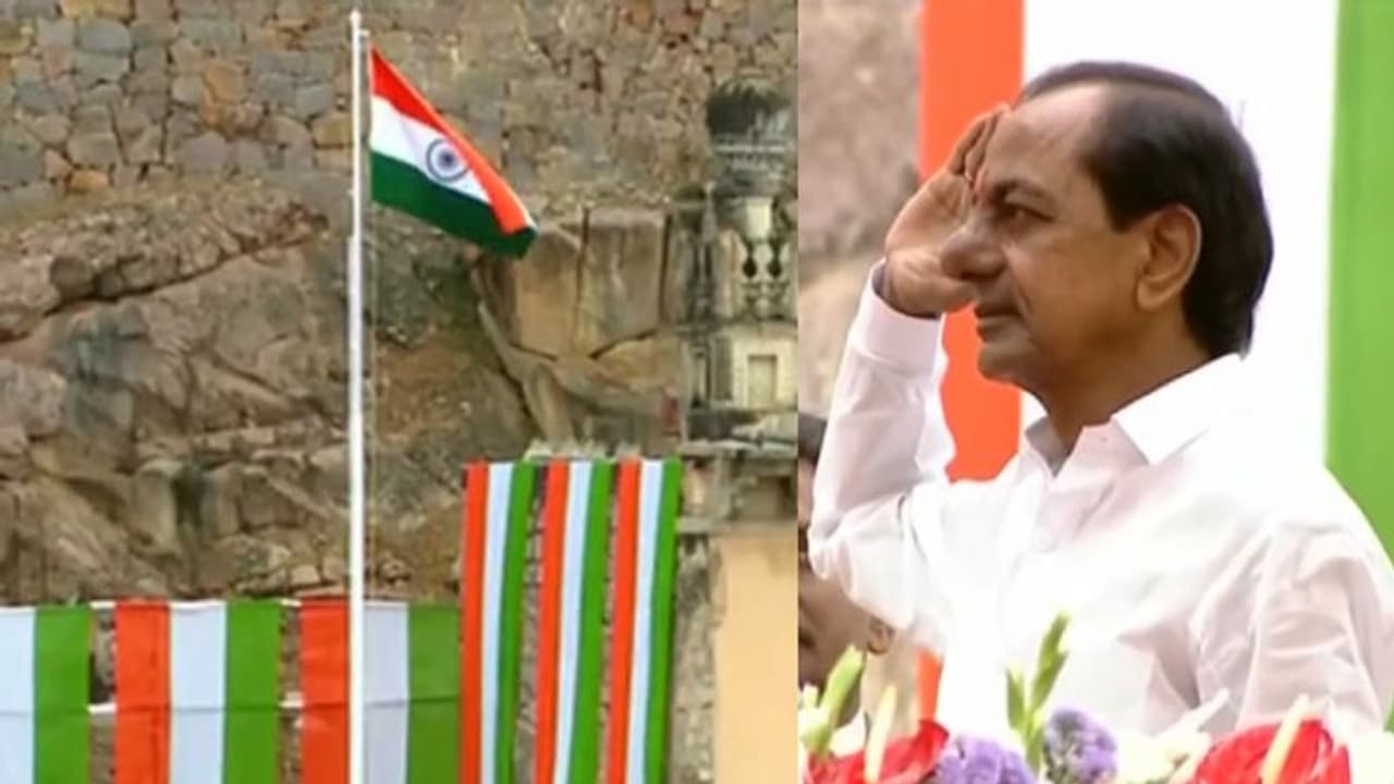 తెలంగాణ అపూర్వ విజయాలను సొంతం చేసుకుంటుంది.. గోల్కొండ కోటలో జాతీయ జెండాను ఆవిష్కరించిన సీఎం కేసీఆర్ తెలంగాణ అపూర్వ విజయాలను సొంతం చేసుకుంటుంది.. గోల్కొండ కోటలో జాతీయ జెండాను ఆవిష్కరించిన సీఎం కేసీఆర్