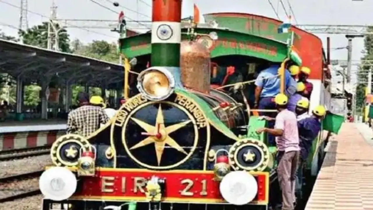 Independence Day 2022 : ప్రపంచంలోనే అత్యంత పురాతనమైన వర్కింగ్ స్టీమ్ రైలును నడపబోతున్న భారతీయ రైల్వే... Independence Day 2022 : ప్రపంచంలోనే అత్యంత పురాతనమైన వర్కింగ్ స్టీమ్ రైలును నడపబోతున్న భారతీయ రైల్వే...