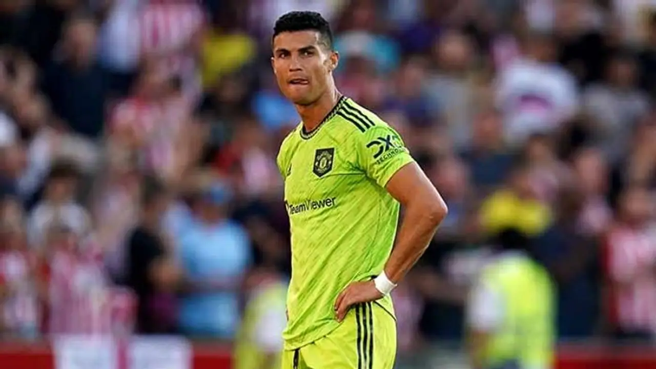 അങ്ങനെ സിആർ7 തറവാട്ടിന് പുറത്തേക്ക്? റൊണാൾഡോ യുണൈറ്റഡ് വിടാന്‍ സാധ്യതയേറുന്നു