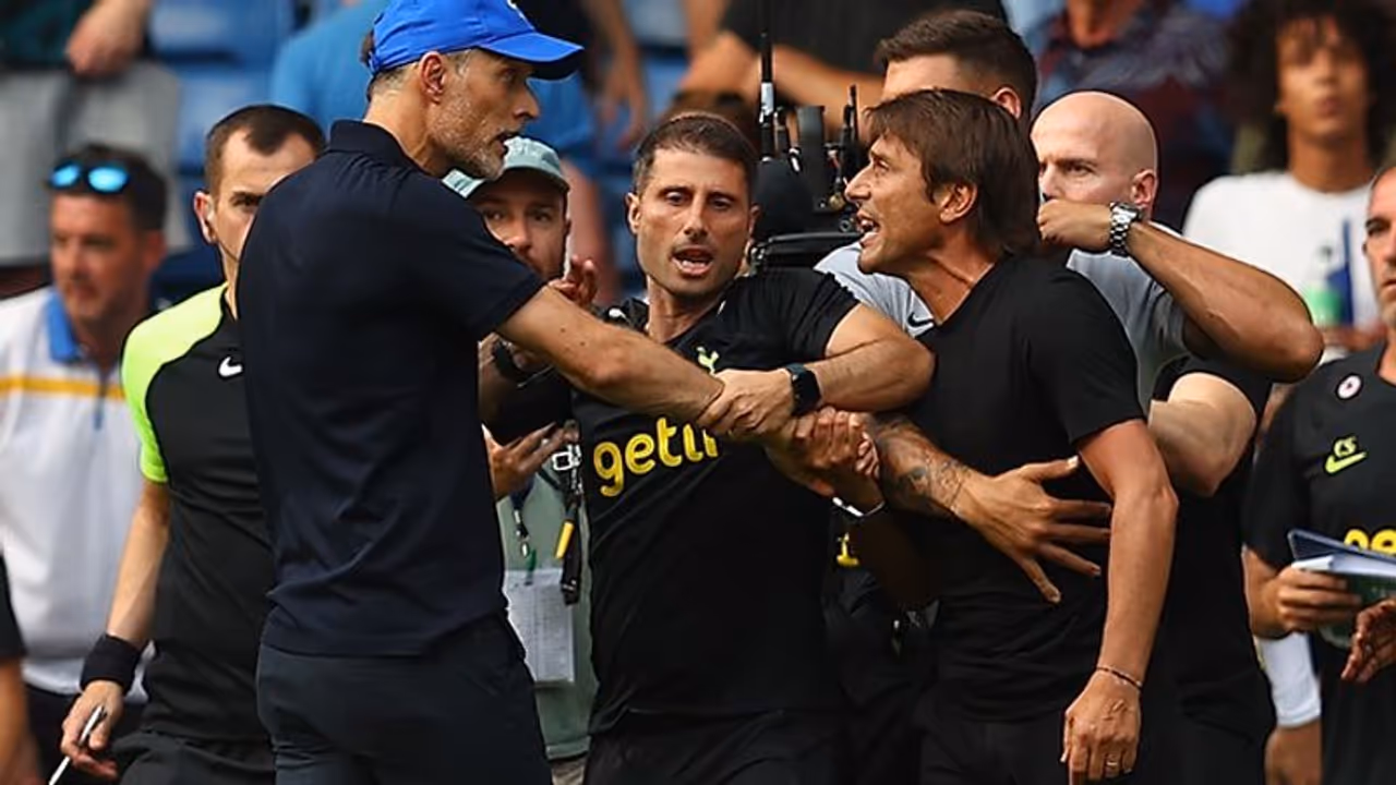 കോണ്ടെയുമായുള്ള ഉടക്കിന് പിന്നാലെ റഫറിക്കെതിരായ കടുത്ത പരാമർശങ്ങള്; തോമസ് ടുഷേലിന് മുട്ടന് പണി വരുന്നു? കോണ്ടെയുമായുള്ള ഉടക്കിന് പിന്നാലെ റഫറിക്കെതിരായ കടുത്ത പരാമർശങ്ങള്; തോമസ് ടുഷേലിന് മുട്ടന് പണി വരുന്നു?