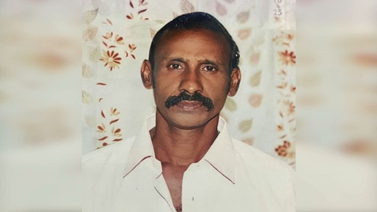 ഓക്സിജൻ കിട്ടാതെ രോഗി മരിച്ച സംഭവം,കേസെടുത്ത് മനുഷ്യാവകാശ കമ്മീഷന്,15 ദിവസത്തിനകം റിപ്പോർട്ട് സമർപ്പിക്കണം ഓക്സിജൻ കിട്ടാതെ രോഗി മരിച്ച സംഭവം,കേസെടുത്ത് മനുഷ്യാവകാശ കമ്മീഷന്,15 ദിവസത്തിനകം റിപ്പോർട്ട് സമർപ്പിക്കണം