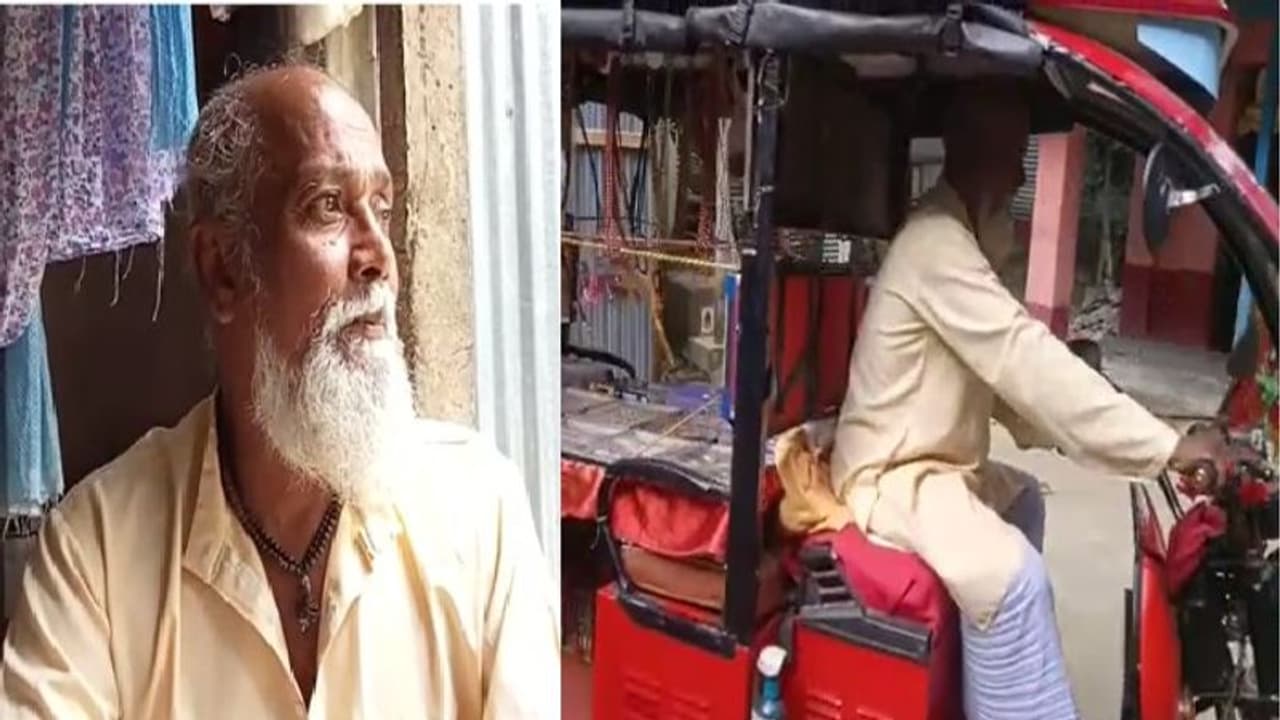 গ্রাম বাংলার বাউল শিল্পী আজ টোটোচালক, করোনায় থাবায় সুর হারিয়ে আজ বেচছেন পুঁতির মালা গ্রাম বাংলার বাউল শিল্পী আজ টোটোচালক, করোনায় থাবায় সুর হারিয়ে আজ বেচছেন পুঁতির মালা