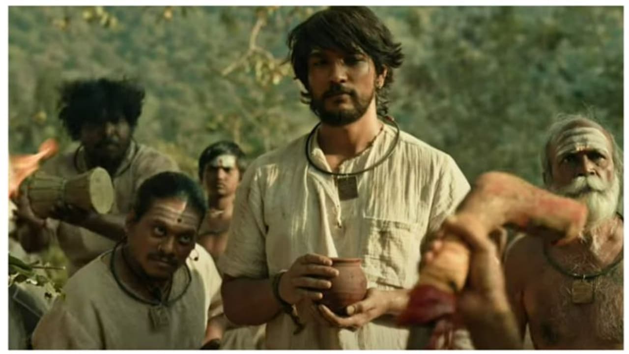 சிம்பு வெளியிட்ட கௌதம் கார்த்திக்கின் 'ஆகஸ்ட் 16 1947' டீசர்...வீடியோ உள்ளே! சிம்பு வெளியிட்ட கௌதம் கார்த்திக்கின் 'ஆகஸ்ட் 16 1947' டீசர்...வீடியோ உள்ளே!