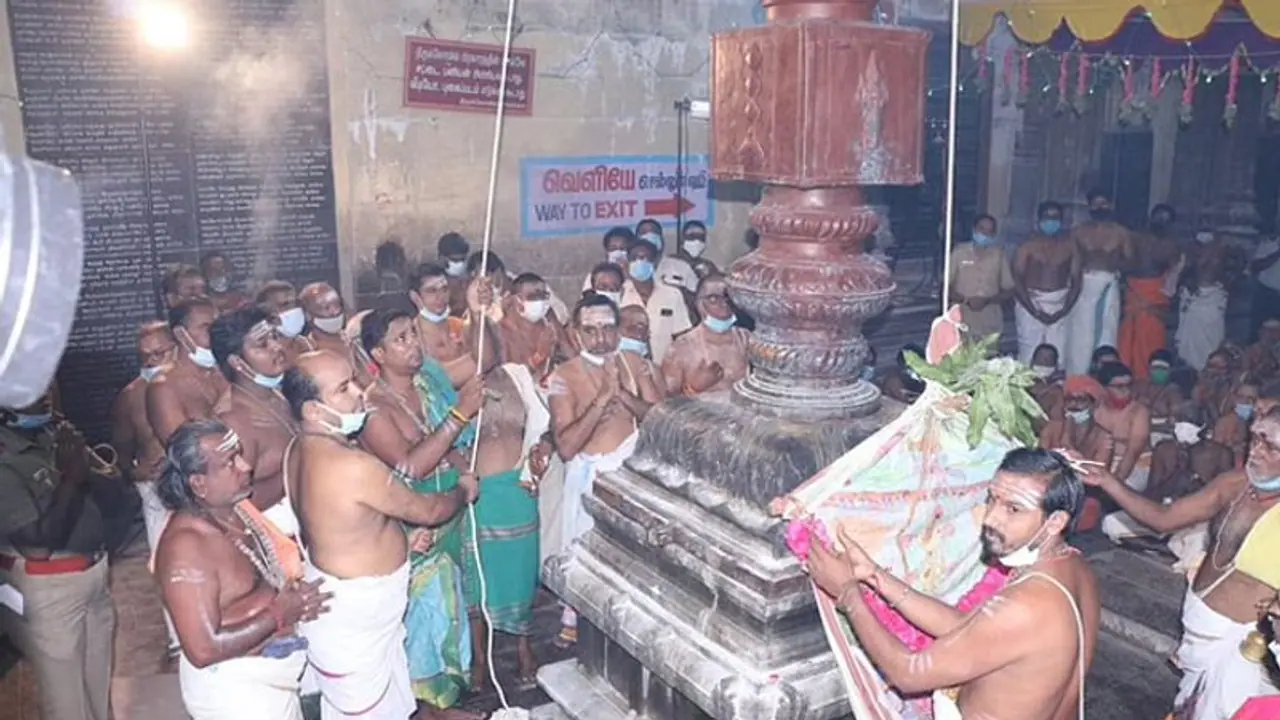 திருச்செந்தூர் சுப்பிரமணியசாமி கோவிலில் ஆவணி திருவிழா.. நாளை மறுநாள் கொடியேற்றத்துடன் தொடக்கம்.! திருச்செந்தூர் சுப்பிரமணியசாமி கோவிலில் ஆவணி திருவிழா.. நாளை மறுநாள் கொடியேற்றத்துடன் தொடக்கம்.!