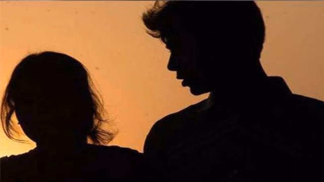 26 की भाभी, 22 का देवर, ऐसे हुआ दोनों में इश्क... लेकिन अंजाम जानकर कांप जाएगी रूह 26 की भाभी, 22 का देवर, ऐसे हुआ दोनों में इश्क... लेकिन अंजाम जानकर कांप जाएगी रूह