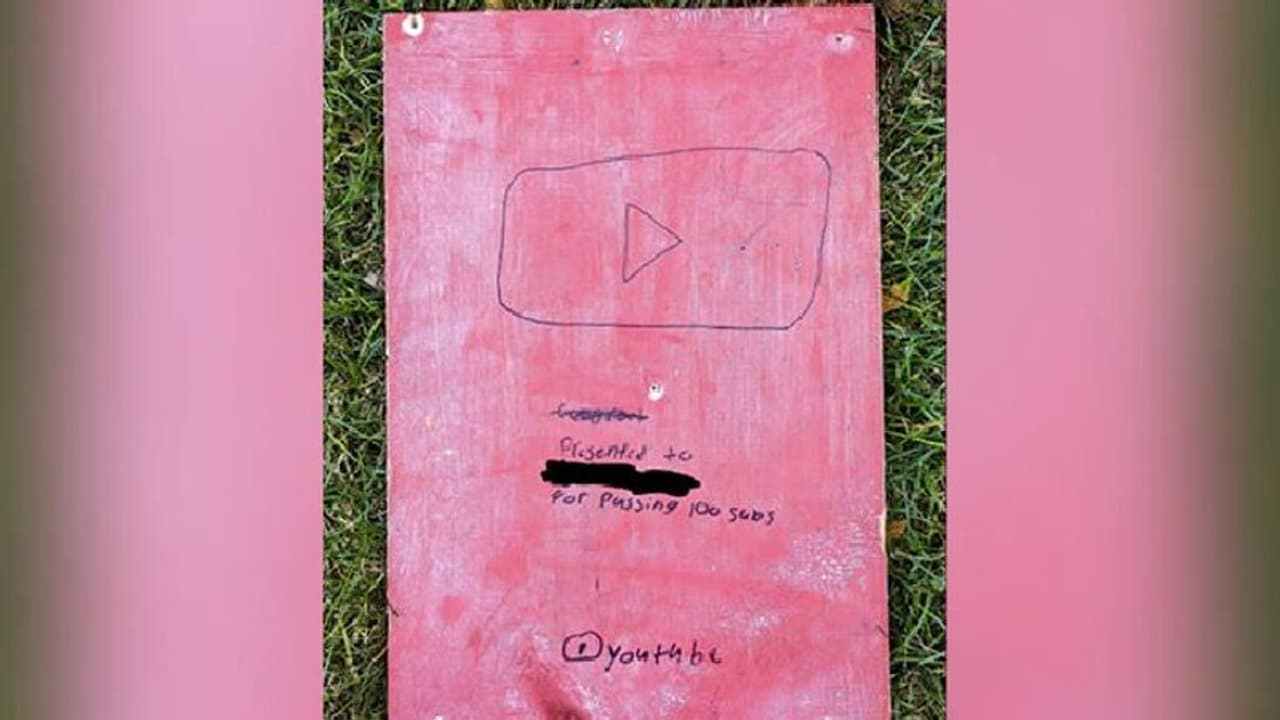 Youtube Channel : 100 സബ്സ്ക്രൈബേഴ്സ് തികഞ്ഞതിന് സമ്മാനം; നല്കിയത് പക്ഷേ യൂട്യൂബ് അല്ല! Youtube Channel : 100 സബ്സ്ക്രൈബേഴ്സ് തികഞ്ഞതിന് സമ്മാനം; നല്കിയത് പക്ഷേ യൂട്യൂബ് അല്ല!