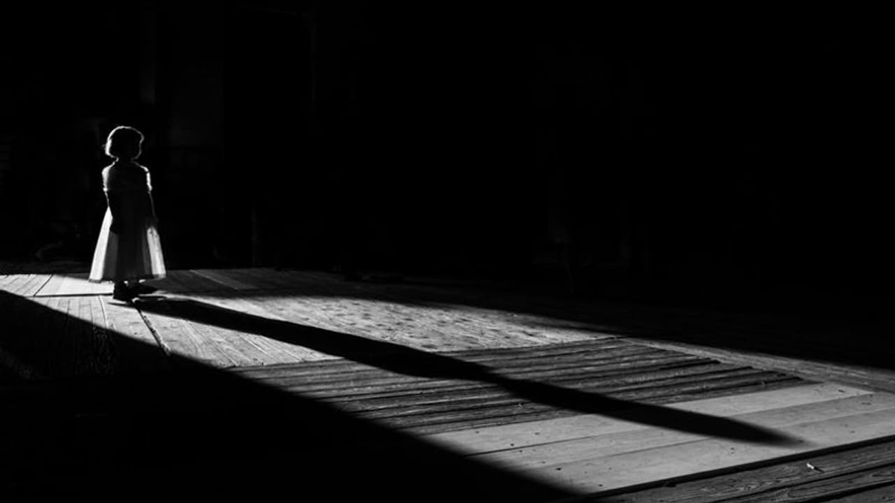 கடலூரில் வன்கொடுமை செய்யப்பட்ட சிறுமி உயிரிழப்பு; உறவினர்கள் மறியலால் பதற்றம் கடலூரில் வன்கொடுமை செய்யப்பட்ட சிறுமி உயிரிழப்பு; உறவினர்கள் மறியலால் பதற்றம்