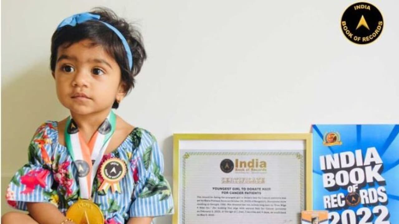 ಕ್ಯಾನ್ಸರ್ ರೋಗಿಗಳಿಗೆ ಕೂದಲು ದಾನ ಮಾಡಿದ ಅತ್ಯಂತ ಕಿರಿಯ ಬಾಲಕಿ