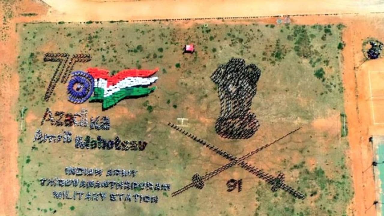 പാങ്ങോട് സൈനിക ക്യാംപിന് അഭിമാന നേട്ടം; ഏറ്റവും വലിയ മനുഷ്യ ചിഹ്നത്തിന് ലോക റെക്കോര്‍ഡ്