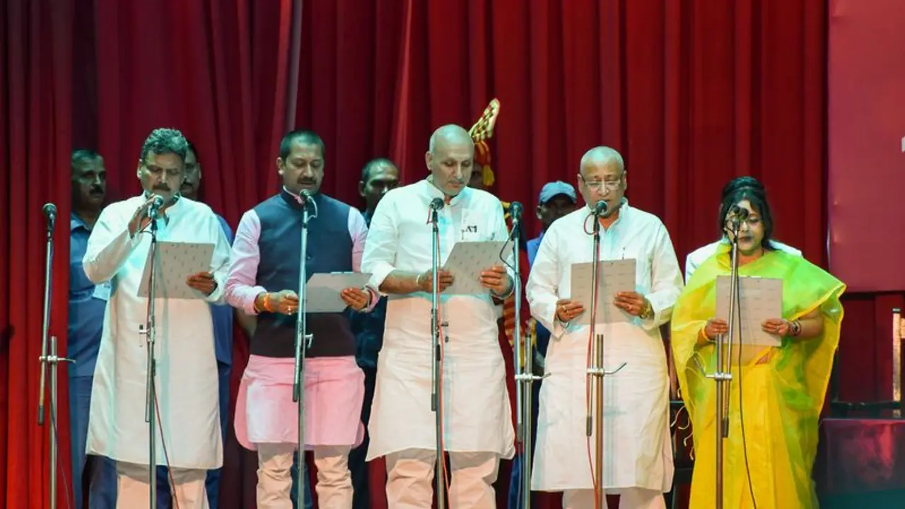 Bihar News: नीतीश कैबिनेट में 31 मंत्रियों को जगह: RJD का दबदबा, 5 मुस्लिम बने मंत्री, अपर कास्ट की संख्या घटी