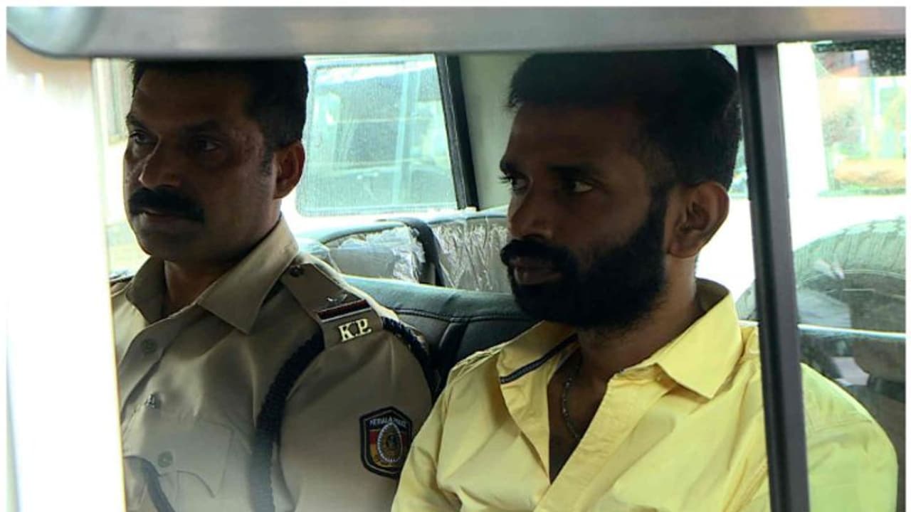 വാഹന ഇൻഷുറൻസ് പോളിസിയുടെ മറവിൽ വൻ തട്ടിപ്പ്, ഇടുക്കിയിൽ ഒരാൾ പിടിയിൽ 