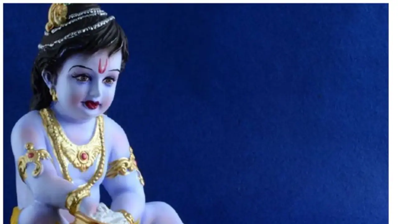 Sri Krishna Jayanthi 2022 : ഇന്ന് ശ്രീകൃഷ്ണ ജയന്തി; പ്രിയപ്പെട്ടവർക്ക് സന്ദേശങ്ങളും ആശംസകളും നേരാം