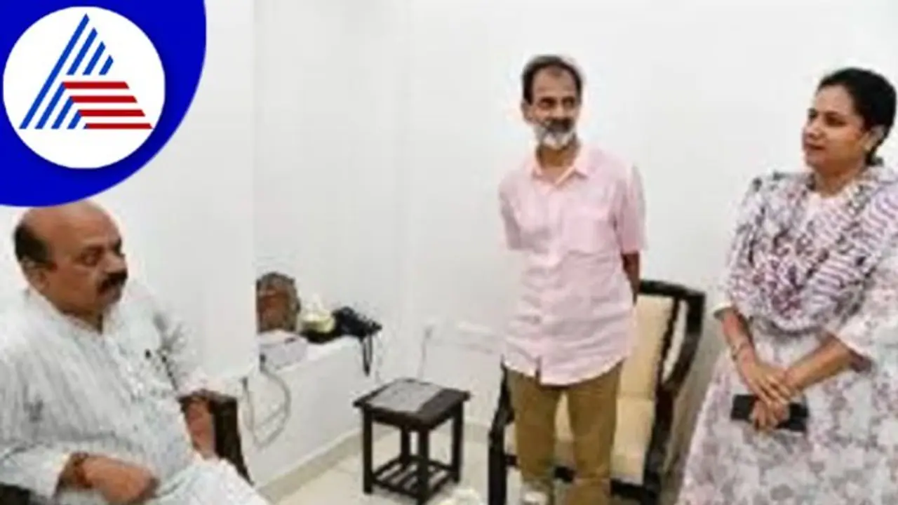 ಪುನೀತ್ ರಾಜ್‌ಕುಮಾರ್ ಸಮಾಧಿ ಅಭಿವೃದ್ಧಿ; ಸಿಎಂ ಭೇಟಿ ಮಾಡಿದ ರಾಘಣ್ಣ, ಅಶ್ವಿನಿ