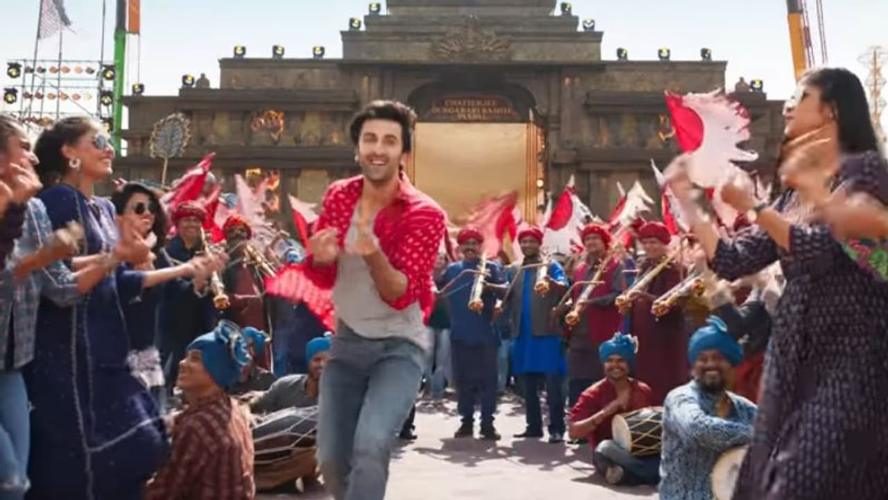 'ബ്രഹ്‍മാസ്‍ത്ര'യിലെ പുതിയ ഗാനം, ടീസര്‍