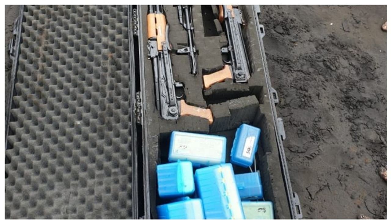 യന്ത്രതോക്കുകളുമായി തീരത്ത് ബോട്ട്; ഉടമസ്ഥ ഓസ്ട്രേലിയൻ പൗര, ബോട്ട് ഉപേക്ഷിച്ചത് ജൂണ് 26 ന്,അന്വേഷണം തുടരുന്നു യന്ത്രതോക്കുകളുമായി തീരത്ത് ബോട്ട്; ഉടമസ്ഥ ഓസ്ട്രേലിയൻ പൗര, ബോട്ട് ഉപേക്ഷിച്ചത് ജൂണ് 26 ന്,അന്വേഷണം തുടരുന്നു