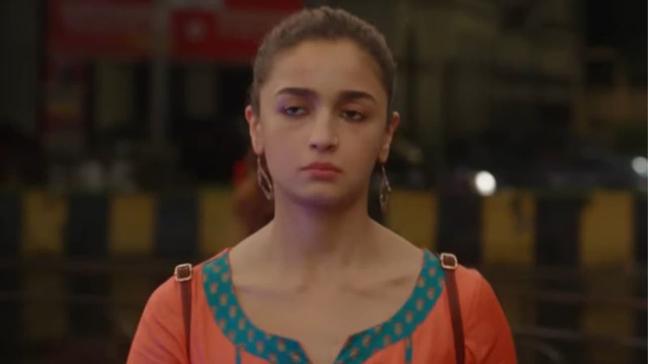 നെറ്റ്ഫ്ളിക്സിന്റെ ഗ്ലോബല് ടോപ് ടെന്നില് 'ഡാര്ലിംഗ്സ്' രണ്ടാമത് നെറ്റ്ഫ്ളിക്സിന്റെ ഗ്ലോബല് ടോപ് ടെന്നില് 'ഡാര്ലിംഗ്സ്' രണ്ടാമത്