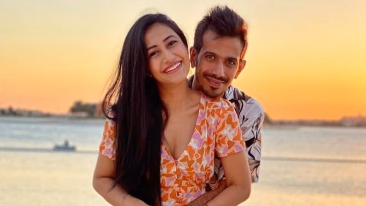 युजवेंद्र चहल का रोमांटिक अंदाज: वाइफ धनश्री के साथ 'लैला' गाने पर धमाकेदार डांस, रोमांस का ये वीडियो वायरल