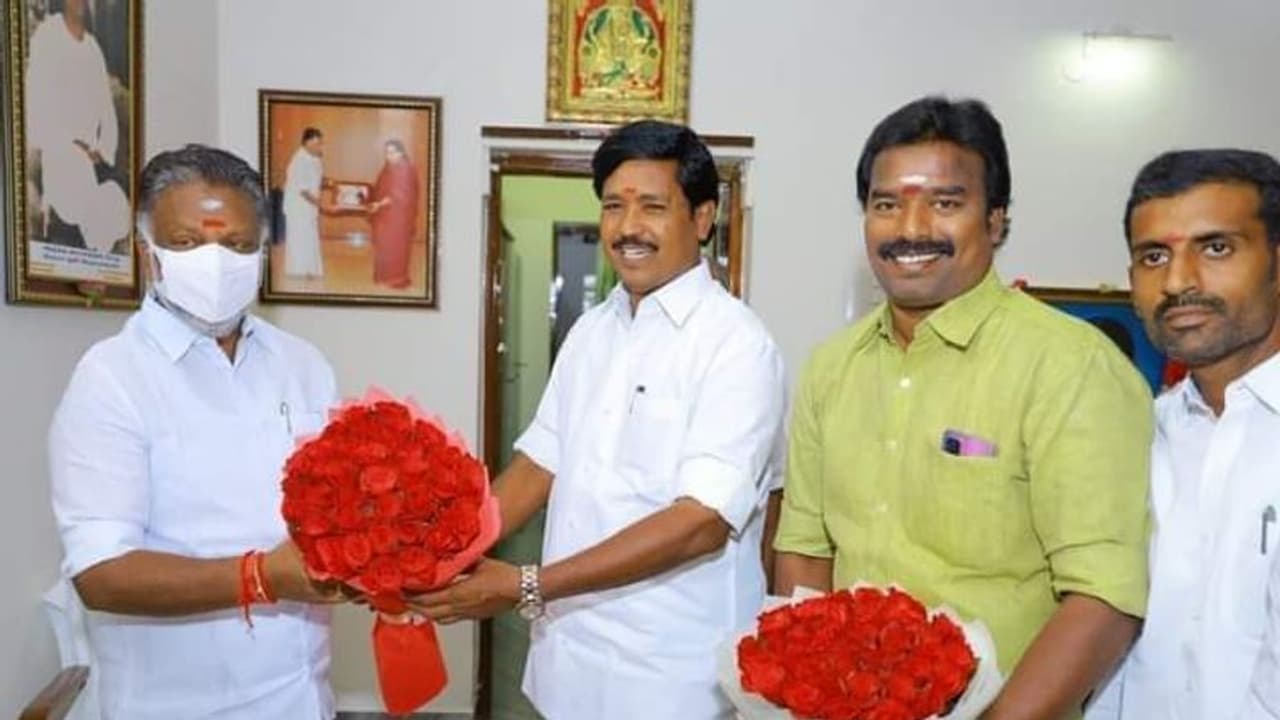 இது சும்மா ட்ரெய்லர் தாம்மா.. இனிமேதான் மெயின் பிக்சரே இருக்கு.. இபிஎஸ்ஐ அலறவிடும் வைத்தியலிங்கம்.!