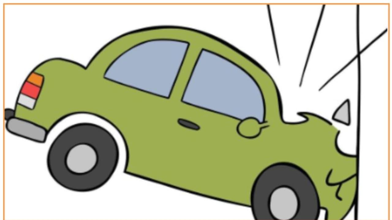 പരസ്യ ബോര്‍ഡ് രക്ഷകനായി, പുഴയില്‍ പതിക്കാതെ കാര്‍ തൂങ്ങിയാടി!