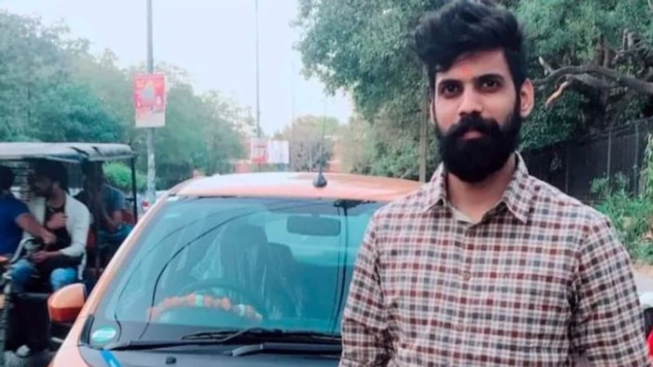 युवक ने कैश में खरीदी कार लेकिन सब्जीवाले, एक्स गर्लफ्रेंड और पूर्व बॉस को क्यों बोला थैंक्यू, जानिए युवक ने कैश में खरीदी कार लेकिन सब्जीवाले, एक्स गर्लफ्रेंड और पूर्व बॉस को क्यों बोला थैंक्यू, जानिए