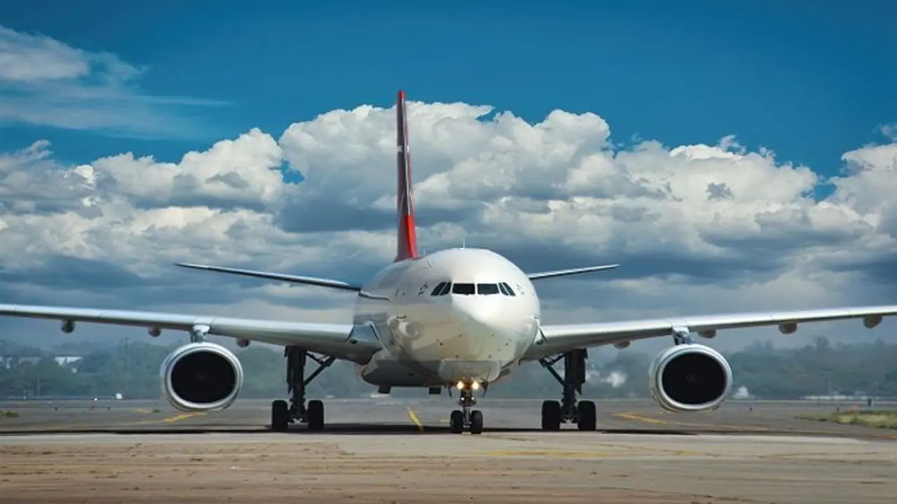 Two Ethiopian Airlines pilots fall asleep at 37,000 feet, miss landing