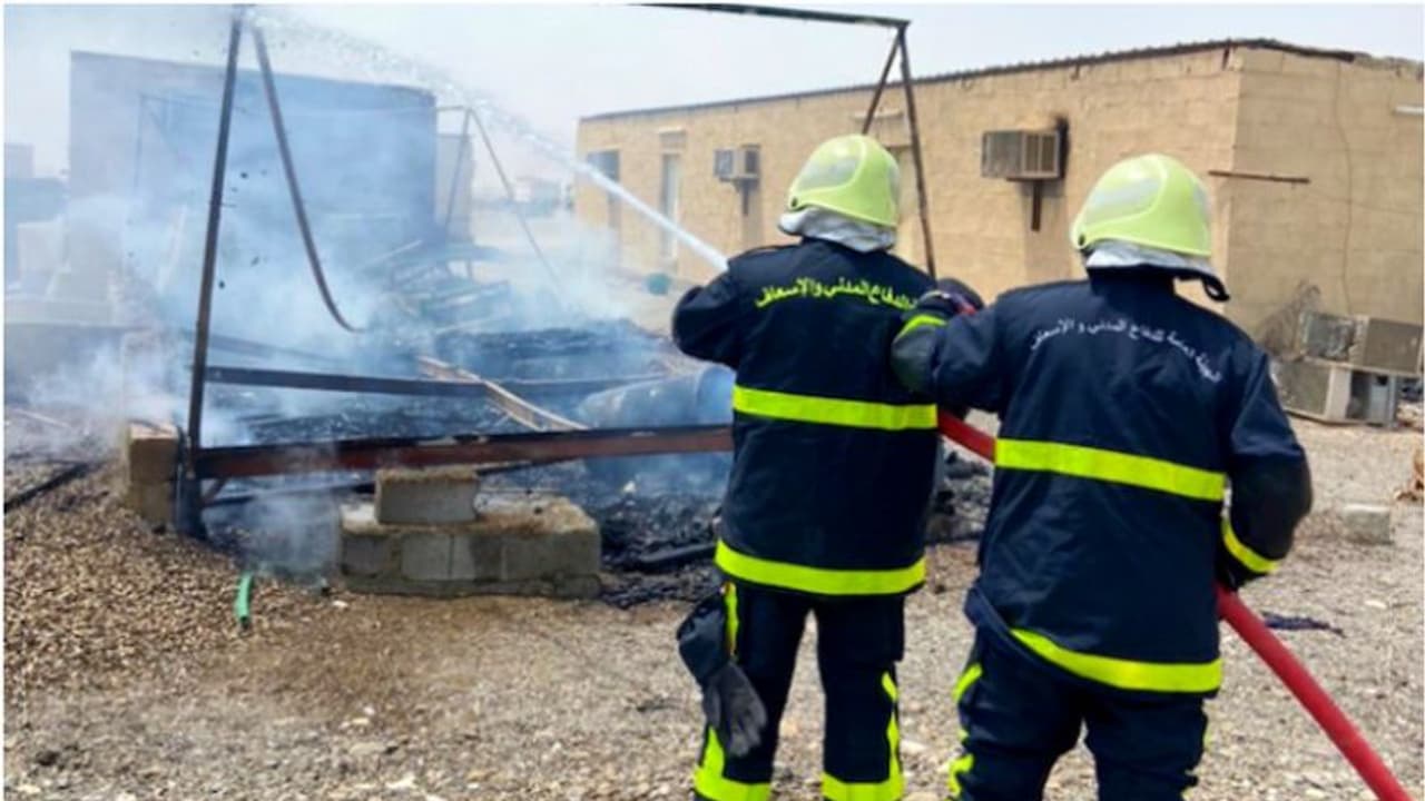 ഒമാനില് തൊഴിലാളികളുടെ താമസസ്ഥലത്ത് തീപിടിത്തം ഒമാനില് തൊഴിലാളികളുടെ താമസസ്ഥലത്ത് തീപിടിത്തം