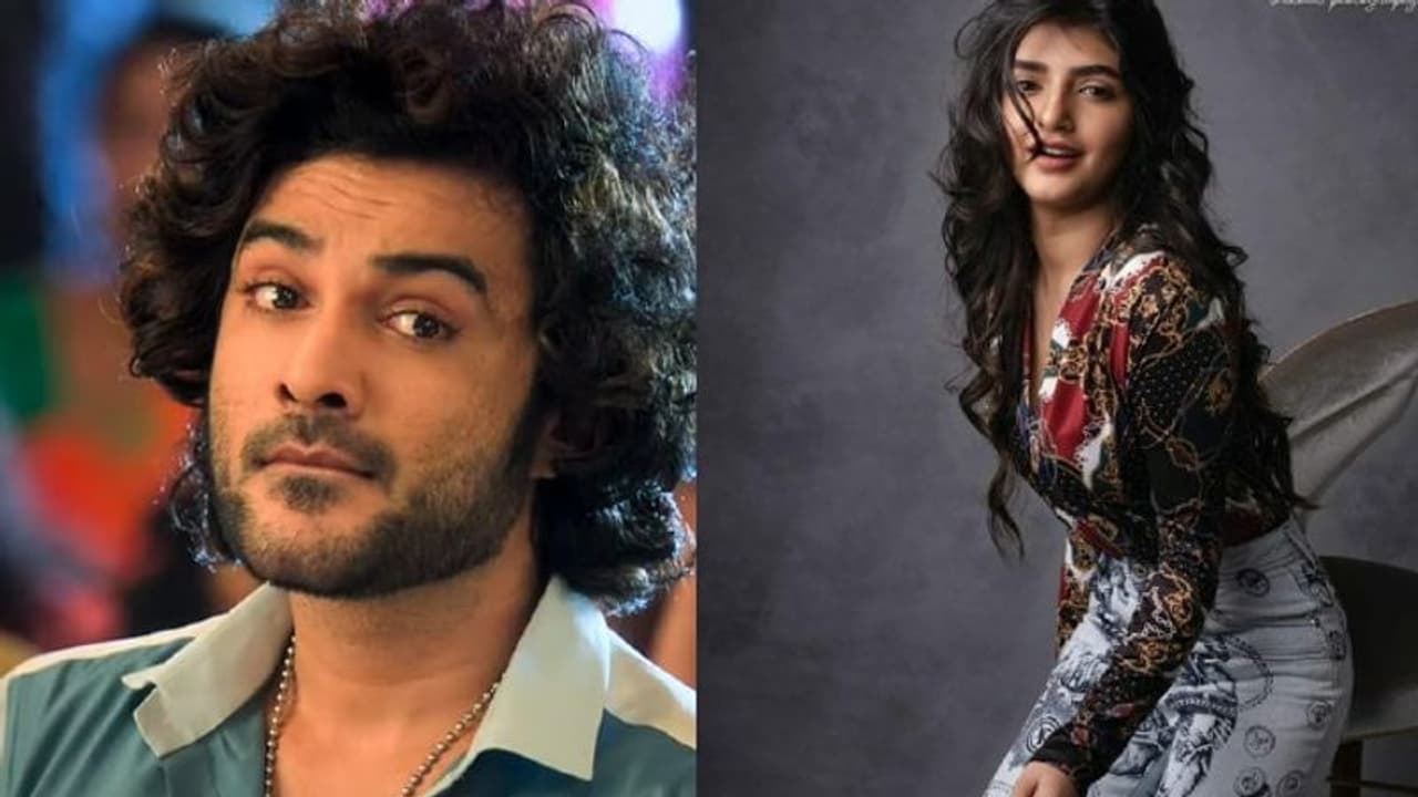 డీజే టిల్లు తో ప్రేమలో పడ్డ శ్రీలీల, ఇక పెళ్ళి సందడి చేయబోతున్న సిద్థు డీజే టిల్లు తో ప్రేమలో పడ్డ శ్రీలీల, ఇక పెళ్ళి సందడి చేయబోతున్న సిద్థు