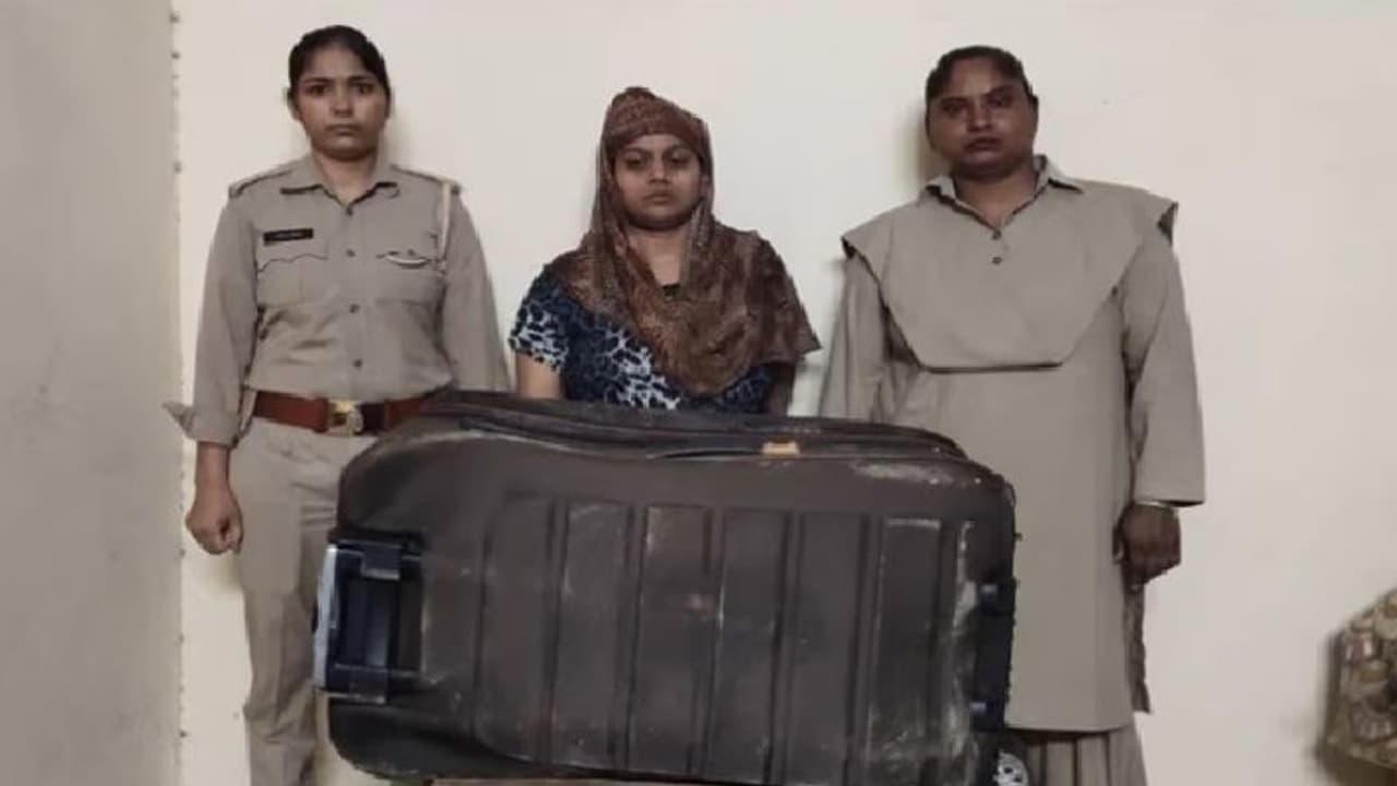 गाजियाबाद: लिव इन पार्टनर हत्याकांड में हुआ नया खुलासा, प्रीति और उसकी सहेली ने मिलकर खेला था खूनी खेल गाजियाबाद: लिव इन पार्टनर हत्याकांड में हुआ नया खुलासा, प्रीति और उसकी सहेली ने मिलकर खेला था खूनी खेल