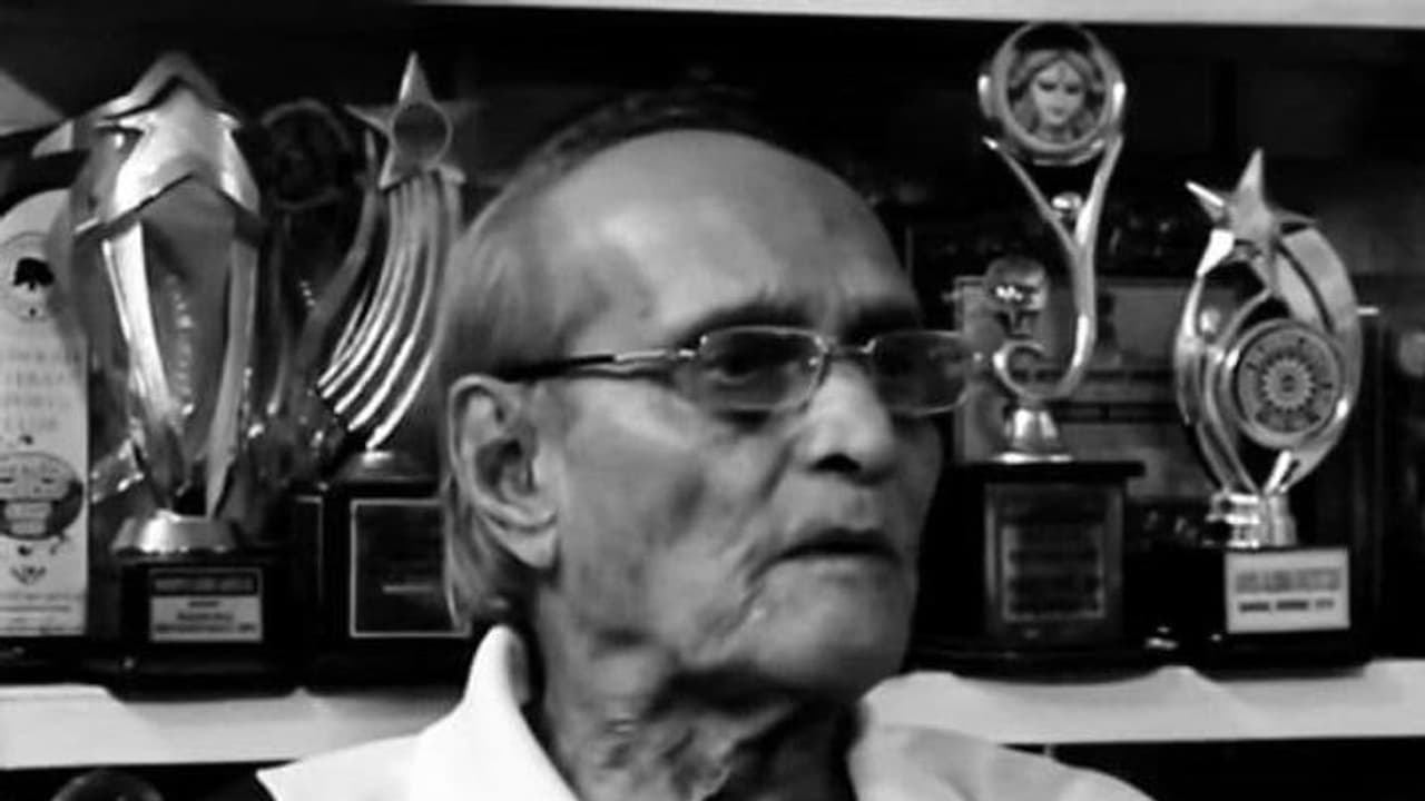 कौन थे भारतीय फुटबॉल को स्वर्ण युग में ले जाने वाले समर 'बद्रू' बनर्जी, ओलंपिक में दिया था बेस्ट परफार्मेंस कौन थे भारतीय फुटबॉल को स्वर्ण युग में ले जाने वाले समर 'बद्रू' बनर्जी, ओलंपिक में दिया था बेस्ट परफार्मेंस