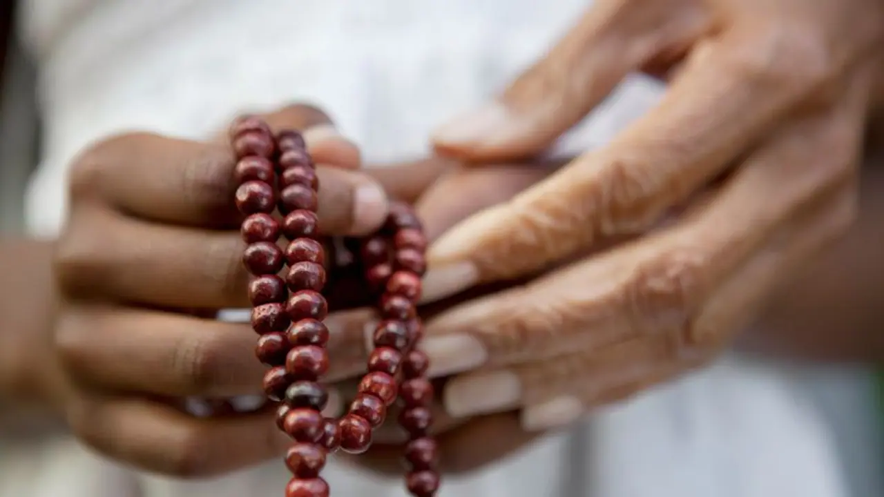 Chanting Mantra Chanting Mantra