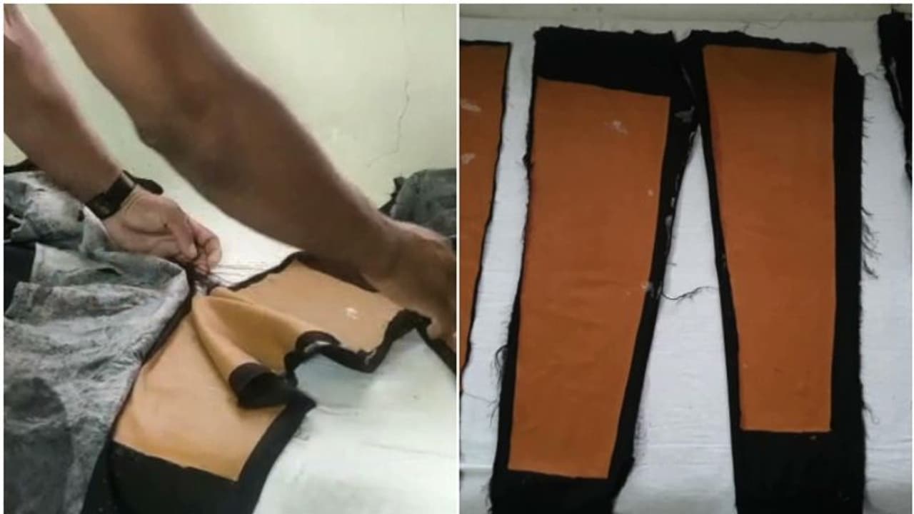 പാന്റിനുള്ളിൽ സ്വർണമിശ്രിതം തേച്ച് പിടിപ്പിച്ച് കടത്താൻ ശ്രമം; കരിപ്പൂരിൽ യാത്രക്കാരൻ പിടിയിൽ പാന്റിനുള്ളിൽ സ്വർണമിശ്രിതം തേച്ച് പിടിപ്പിച്ച് കടത്താൻ ശ്രമം; കരിപ്പൂരിൽ യാത്രക്കാരൻ പിടിയിൽ