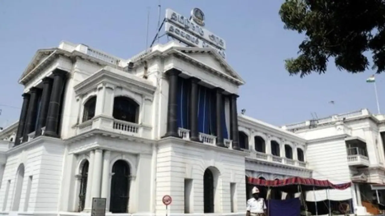 Madras Day : சென்னையின் புனித ஜார்ஜ் கோட்டை! 350 ஆண்டுகால வரலாற்றை தாங்கிய முதல் கோட்டை! Madras Day : சென்னையின் புனித ஜார்ஜ் கோட்டை! 350 ஆண்டுகால வரலாற்றை தாங்கிய முதல் கோட்டை!