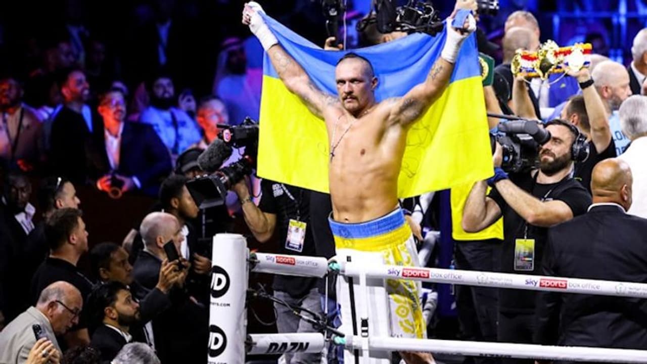 Ukraine President Zelenskyy lauds Oleksandr Usyk's win over Anthony Joshua as inspiration for war torn nation Ukraine President Zelenskyy lauds Oleksandr Usyk's win over Anthony Joshua as inspiration for war torn nation