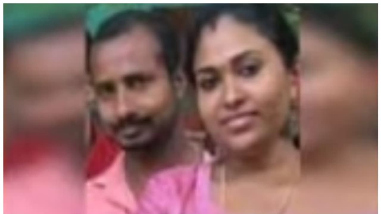 രാജേഷ് ജീവനൊടുക്കിയത് ഭാര്യ മടങ്ങി വരാത്തതിൽ മനംനൊന്ത്, പിന്നാലെ ആസിഡ് കുടിച്ച് അപർണയും രാജേഷ് ജീവനൊടുക്കിയത് ഭാര്യ മടങ്ങി വരാത്തതിൽ മനംനൊന്ത്, പിന്നാലെ ആസിഡ് കുടിച്ച് അപർണയും