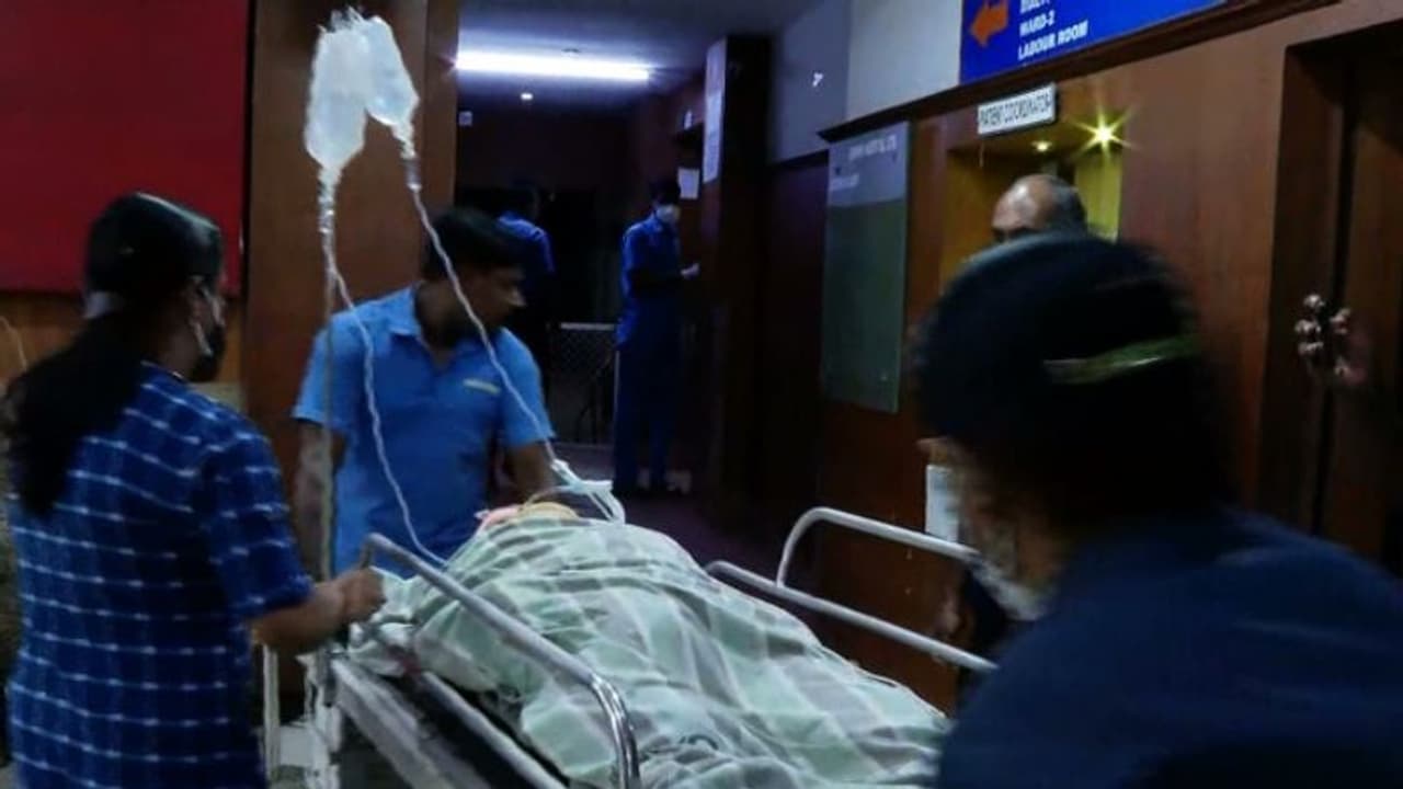 തൃശ്ശൂരിൽ ഭര്‍ത്താവിൻ്റെ വെട്ടേറ്റ് ചികിത്സായിരുന്ന യുവതി മരിച്ചു