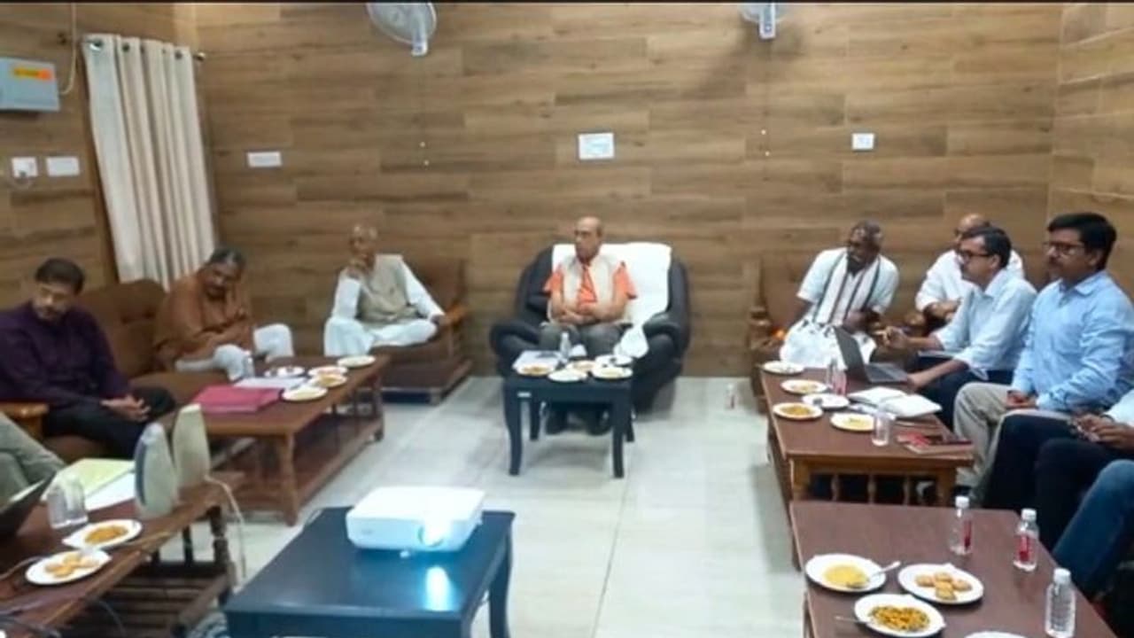 श्रीरामलला को भक्तों द्वारा दिए गए सोने और चांदी के उपहार की गुणवत्ता को परखेगी भारत सरकार की संस्था मिंट श्रीरामलला को भक्तों द्वारा दिए गए सोने और चांदी के उपहार की गुणवत्ता को परखेगी भारत सरकार की संस्था मिंट