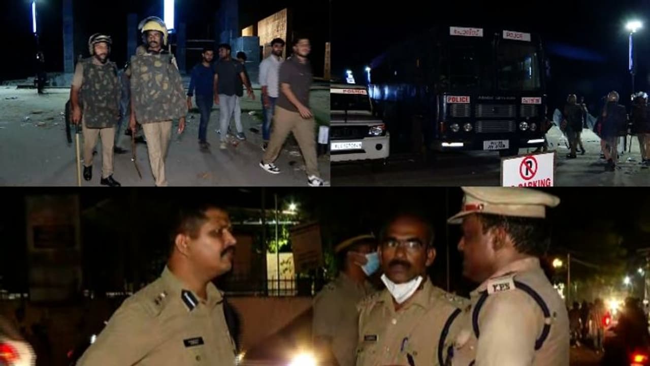 സംഗീതപരിപാടിക്കിടെ കോഴിക്കോട് ബീച്ചിൽ സംഘര്‍ഷം: രണ്ടു പൊലീസുകാരടക്കം ഇരുപതോളം പേര്‍ക്ക് പരിക്ക് 