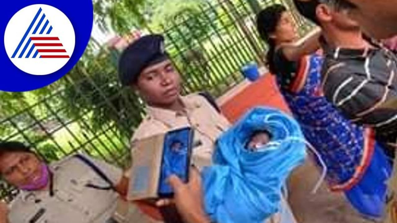 ಹೆರಿಗೆ ಸಂಕಟ: ಹೆರಿಗೆಗೆ ಸಹಾಯ ಮಾಡಿ ಮಾನವೀಯತೆ ಮೆರೆದ ಬೆಂಗಳೂರು ರೈಲ್ವೆ ಪೊಲೀಸ್