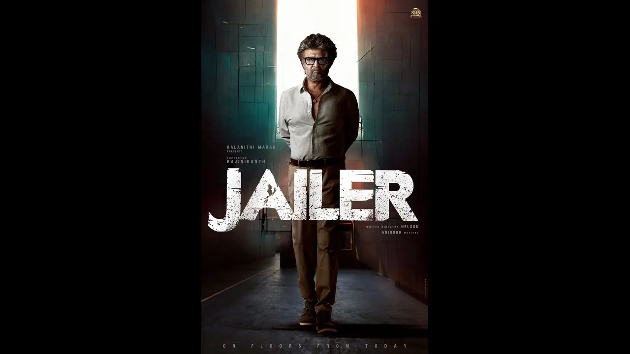 প্রকাশিত হলো জেলারের পোস্টার, একদম অন্যরকম লুকে ধরা দিলেন রজনীকান্ত প্রকাশিত হলো জেলারের পোস্টার, একদম অন্যরকম লুকে ধরা দিলেন রজনীকান্ত