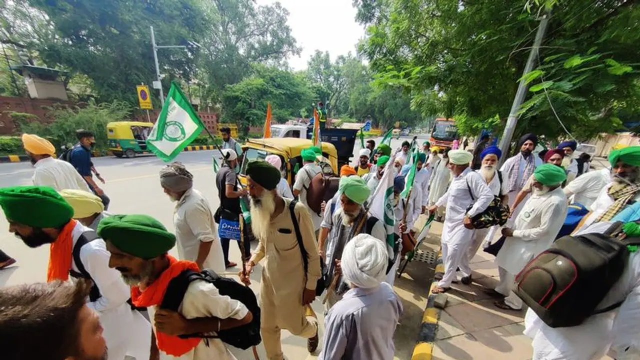 'Lakhs' of farmers to be in Delhi for Kisan Mahapanchayat on Monday 'Lakhs' of farmers to be in Delhi for Kisan Mahapanchayat on Monday